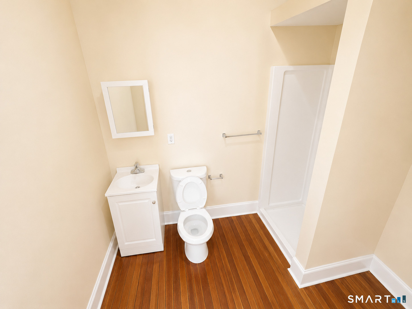 105 Bank Street Waterbury CT 06702