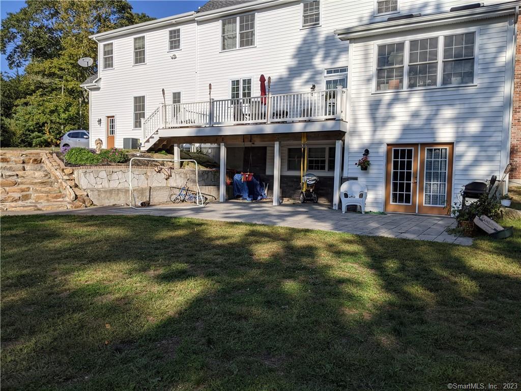 271 Montauk Avenue Stonington CT 06378