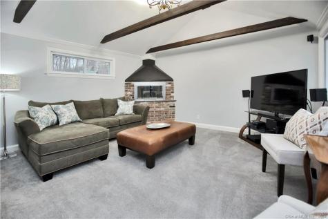 8 Lone Pine Lane Westport CT 06880