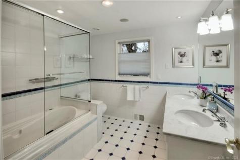 8 Lone Pine Lane Westport CT 06880