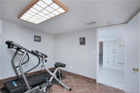 8 Lone Pine Lane Westport CT 06880