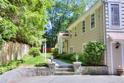 8 Lone Pine Lane Westport CT 06880