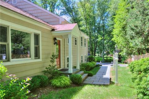 8 Lone Pine Lane Westport CT 06880