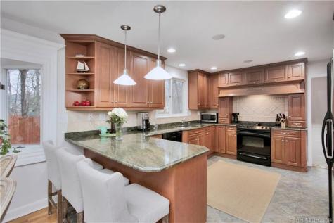8 Lone Pine Lane Westport CT 06880