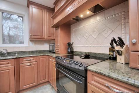 8 Lone Pine Lane Westport CT 06880