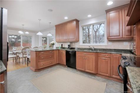 8 Lone Pine Lane Westport CT 06880