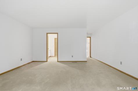 339 Navajo Loop Shelton CT 06484