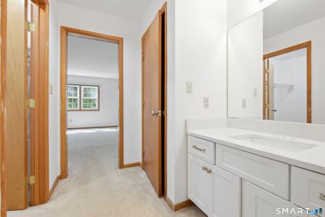 339 Navajo Loop Shelton CT 06484