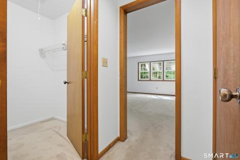 339 Navajo Loop Shelton CT 06484