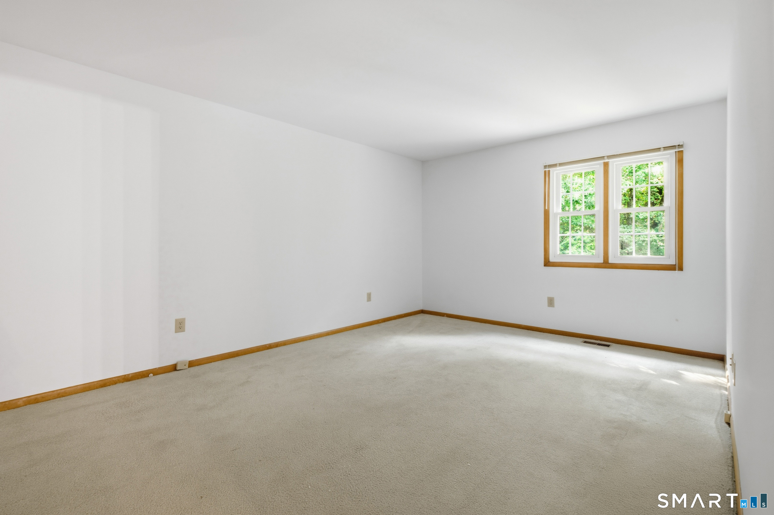 339 Navajo Loop Shelton CT 06484