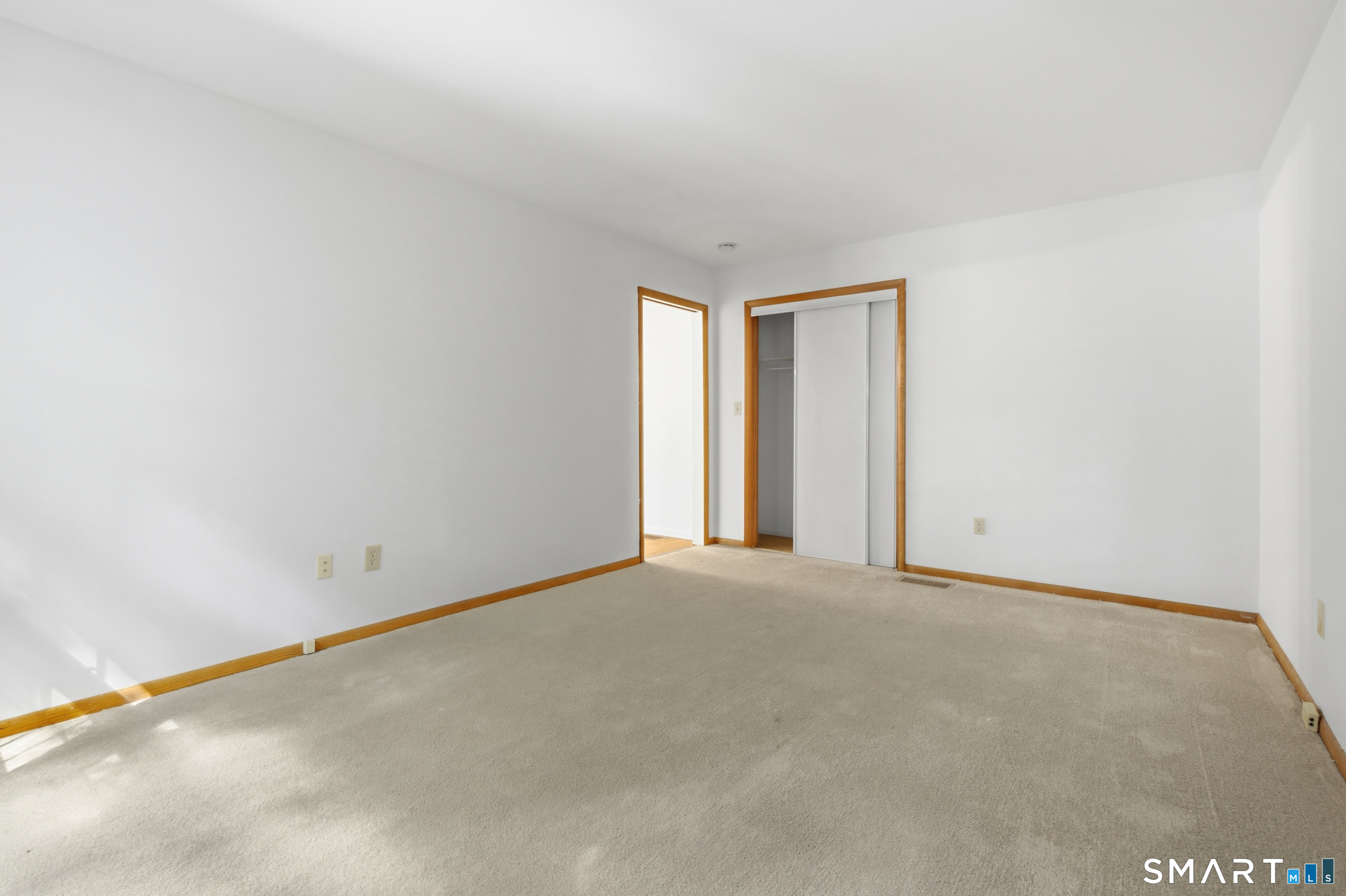 339 Navajo Loop Shelton CT 06484