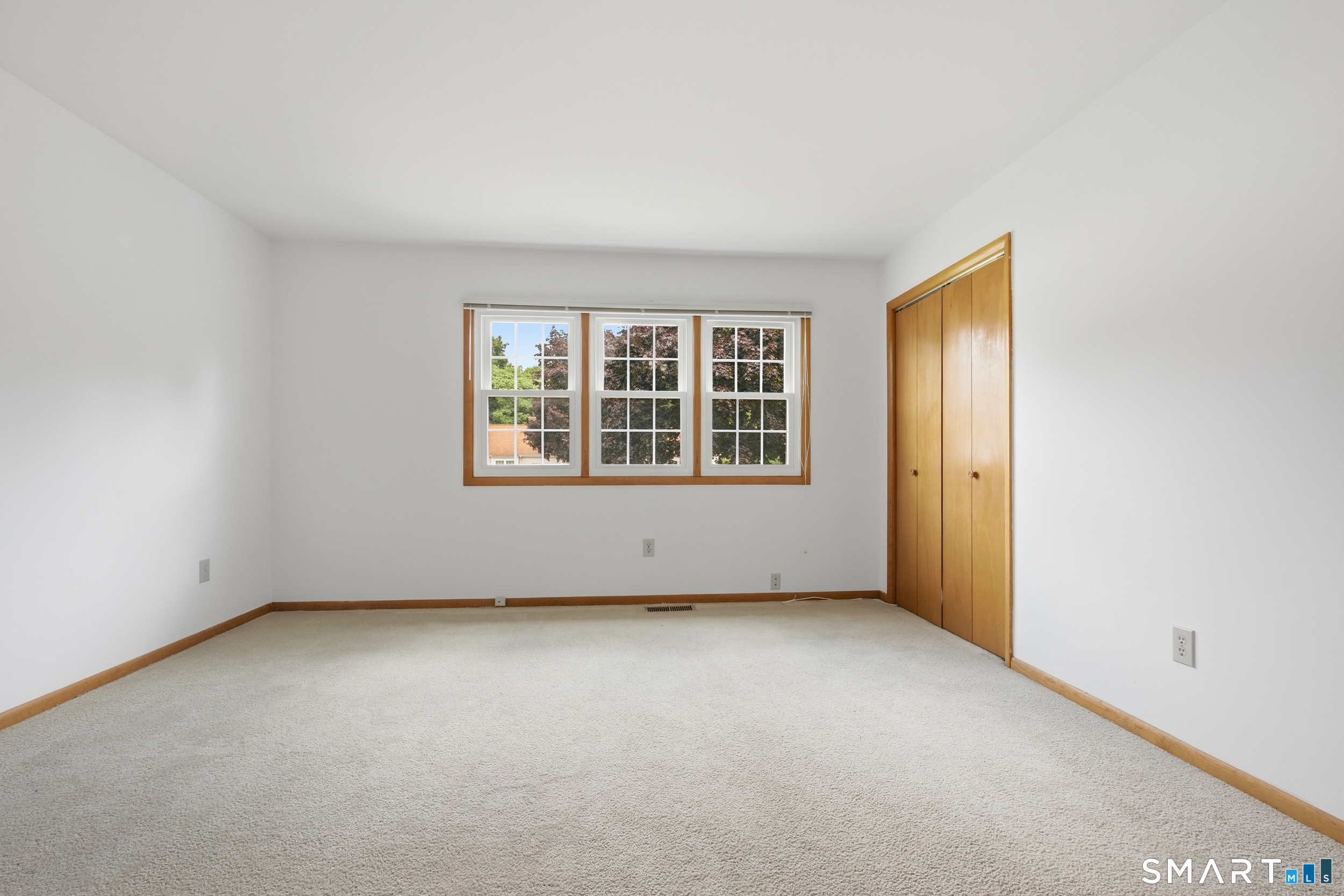 339 Navajo Loop Shelton CT 06484