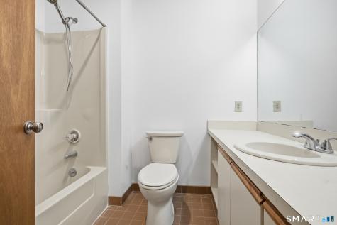 339 Navajo Loop Shelton CT 06484