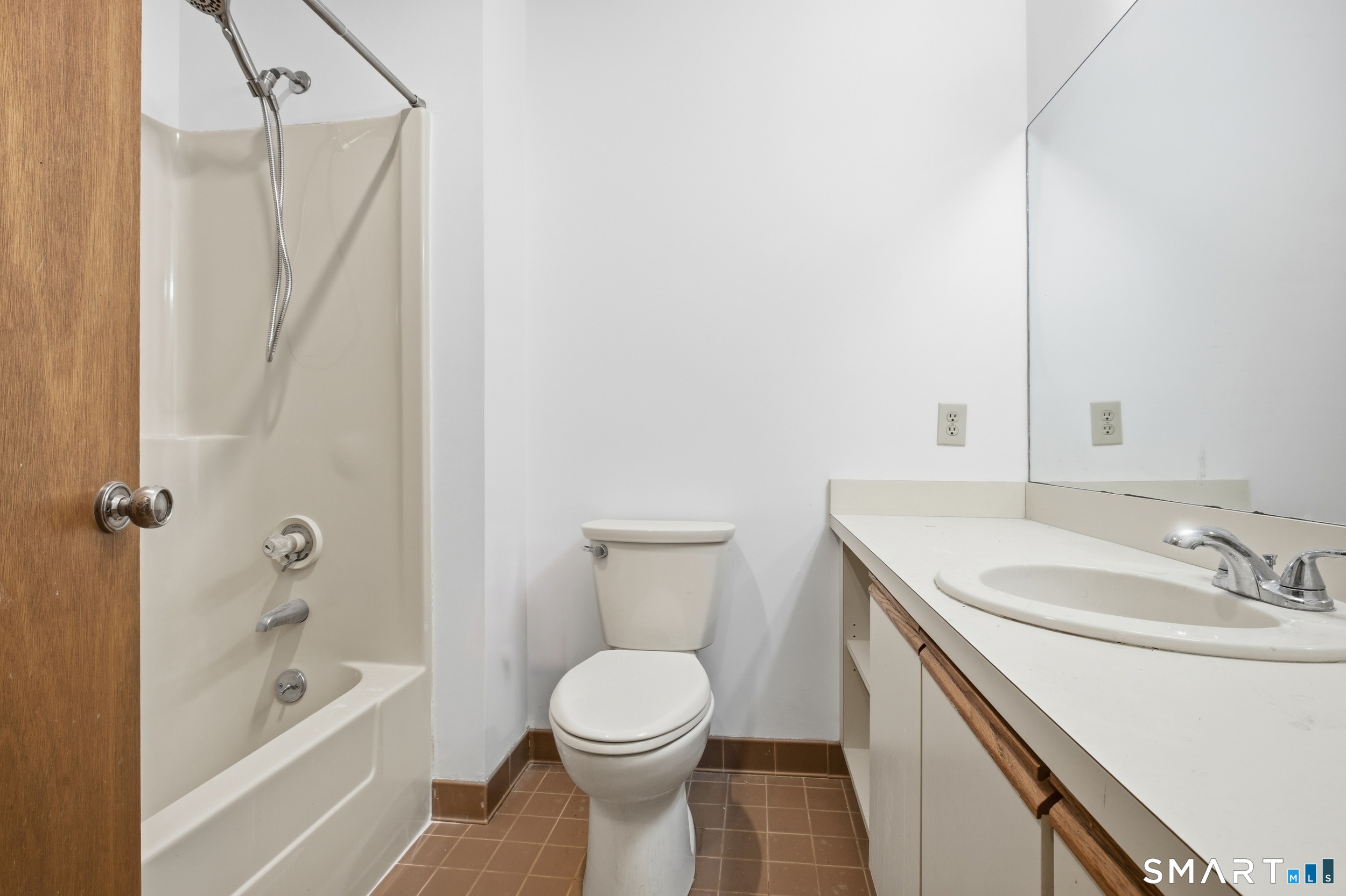 339 Navajo Loop Shelton CT 06484
