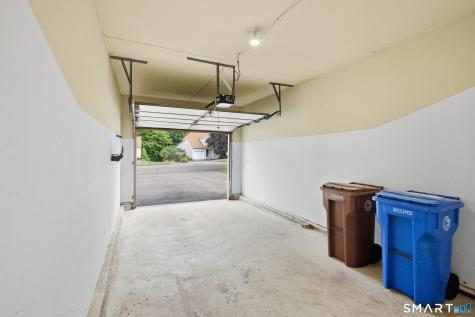 339 Navajo Loop Shelton CT 06484