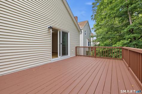 339 Navajo Loop Shelton CT 06484