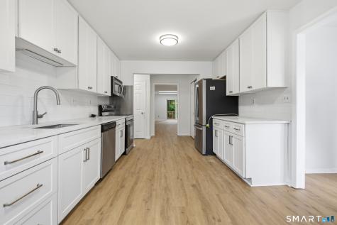 339 Navajo Loop Shelton CT 06484