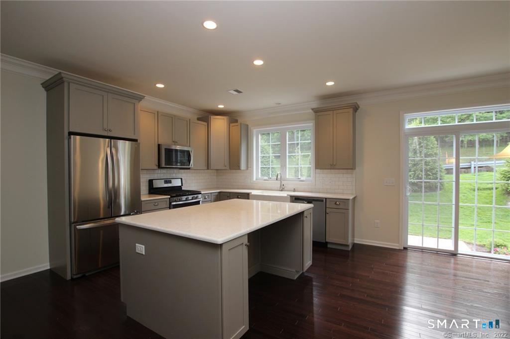 10 Moorland Drive Danbury CT 06810