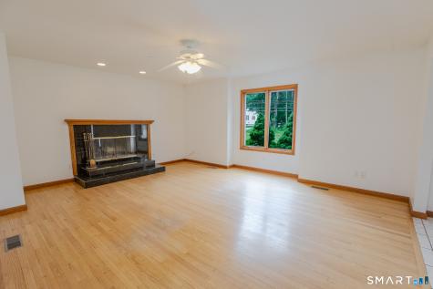 141 Union Street Manchester CT 06042