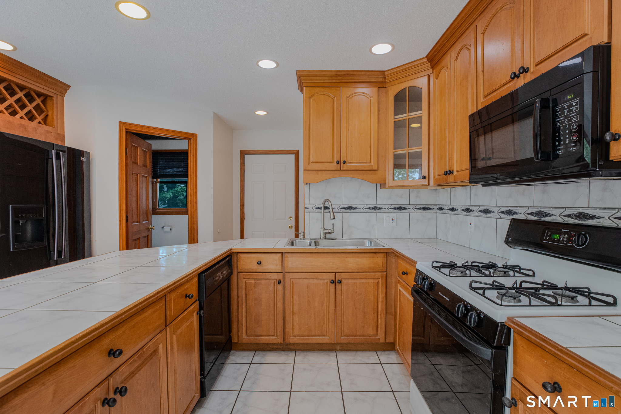141 Union Street Manchester CT 06042