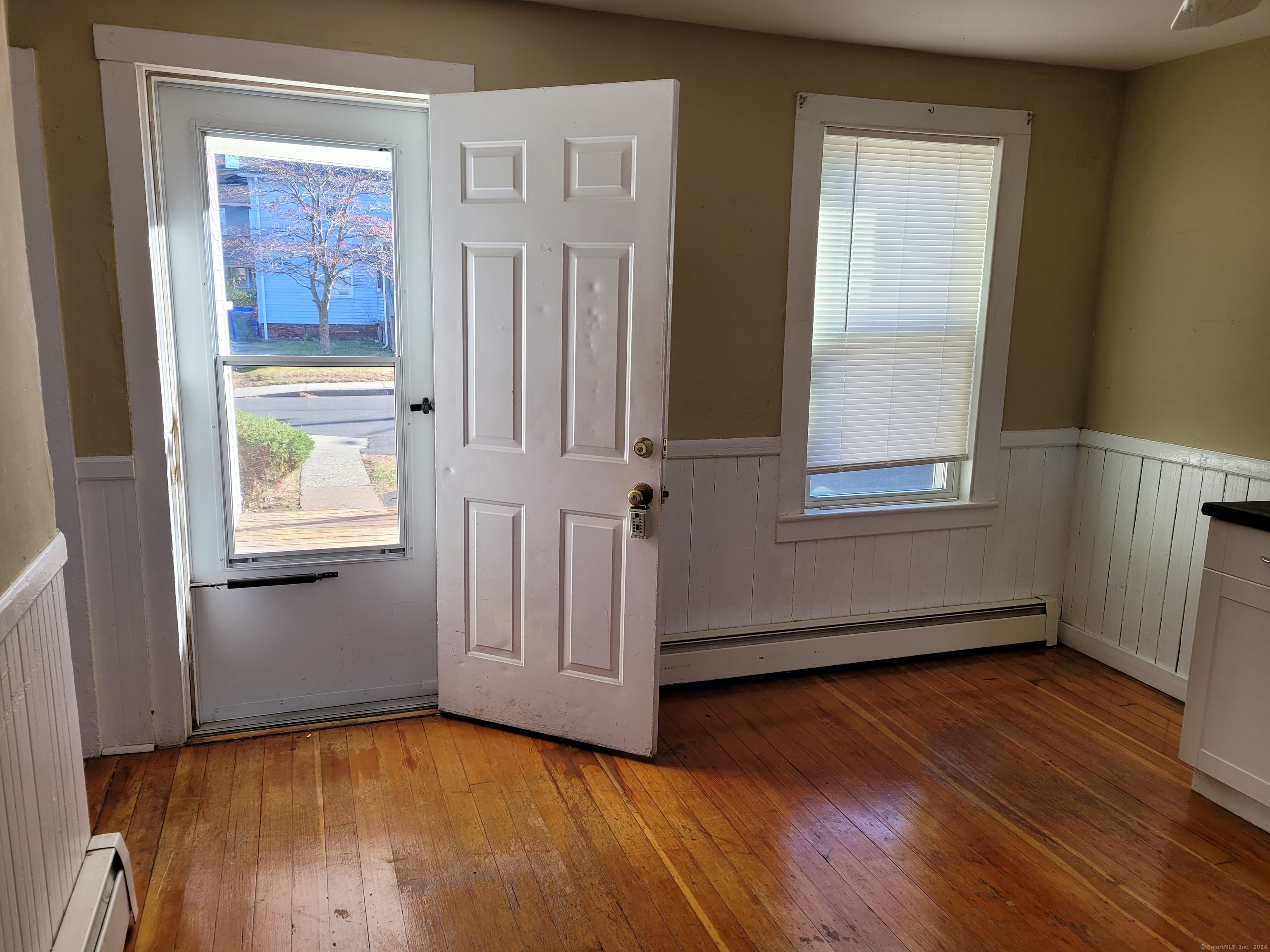 87 Pleasant Street Enfield CT 06082