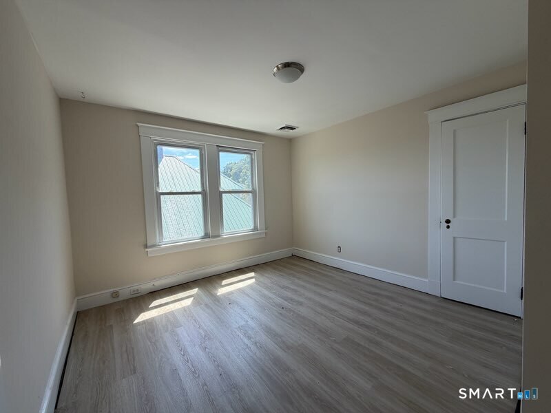 887 Howe Avenue Shelton CT 06484