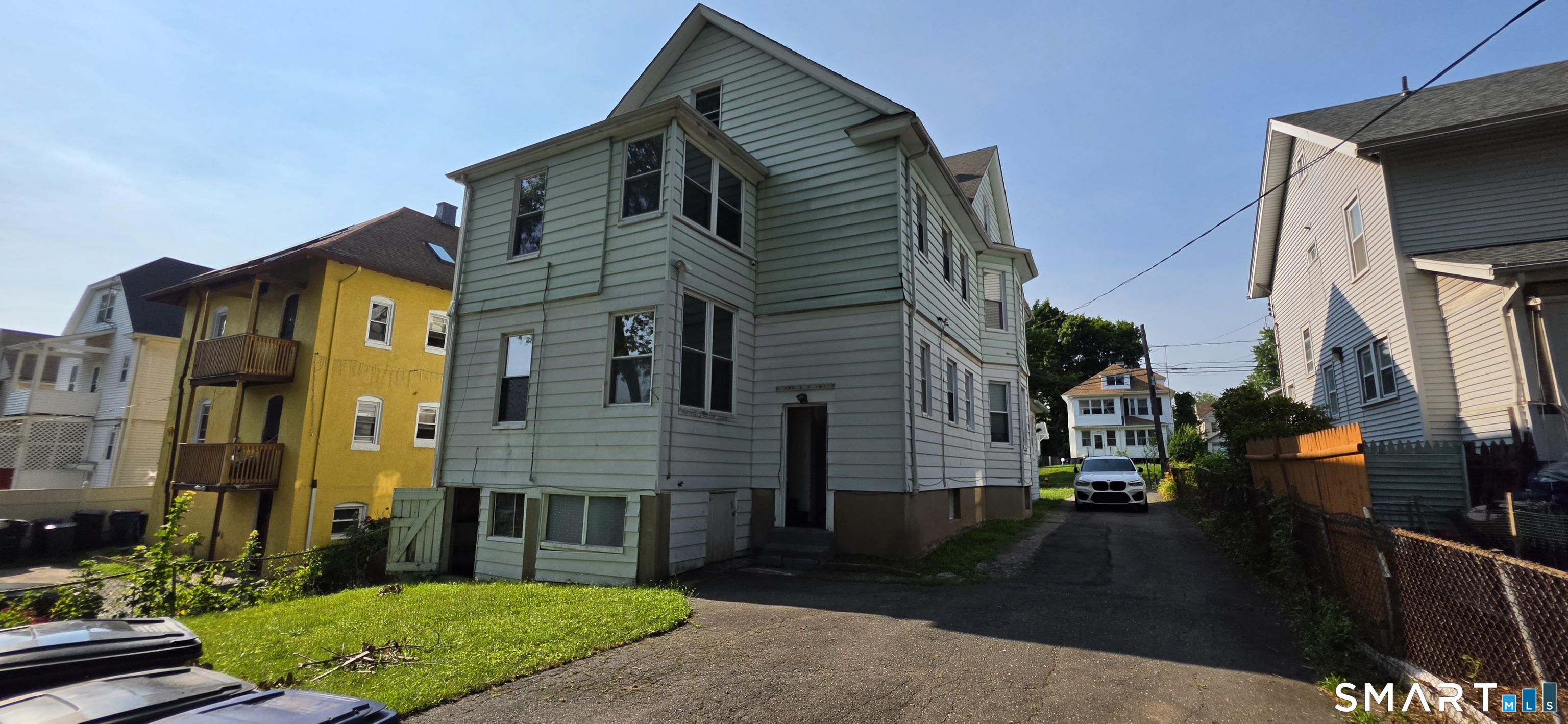 23 Sharon Street Hartford CT 06112