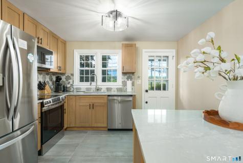 280 East Main Street Clinton CT 06413