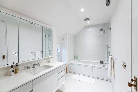 24 Old Roxbury Road Roxbury CT 06783