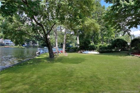 151 Sasapequan Road Fairfield CT 06824