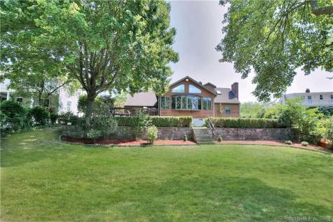 151 Sasapequan Road Fairfield CT 06824
