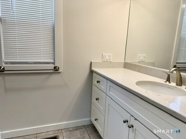 10 Wells Avenue Stamford CT 06902
