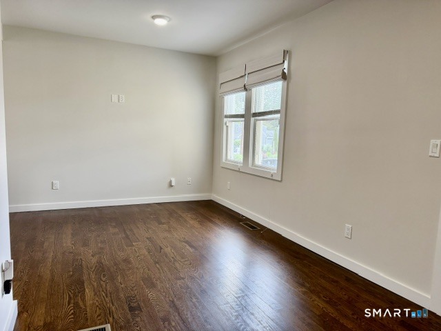 10 Wells Avenue Stamford CT 06902