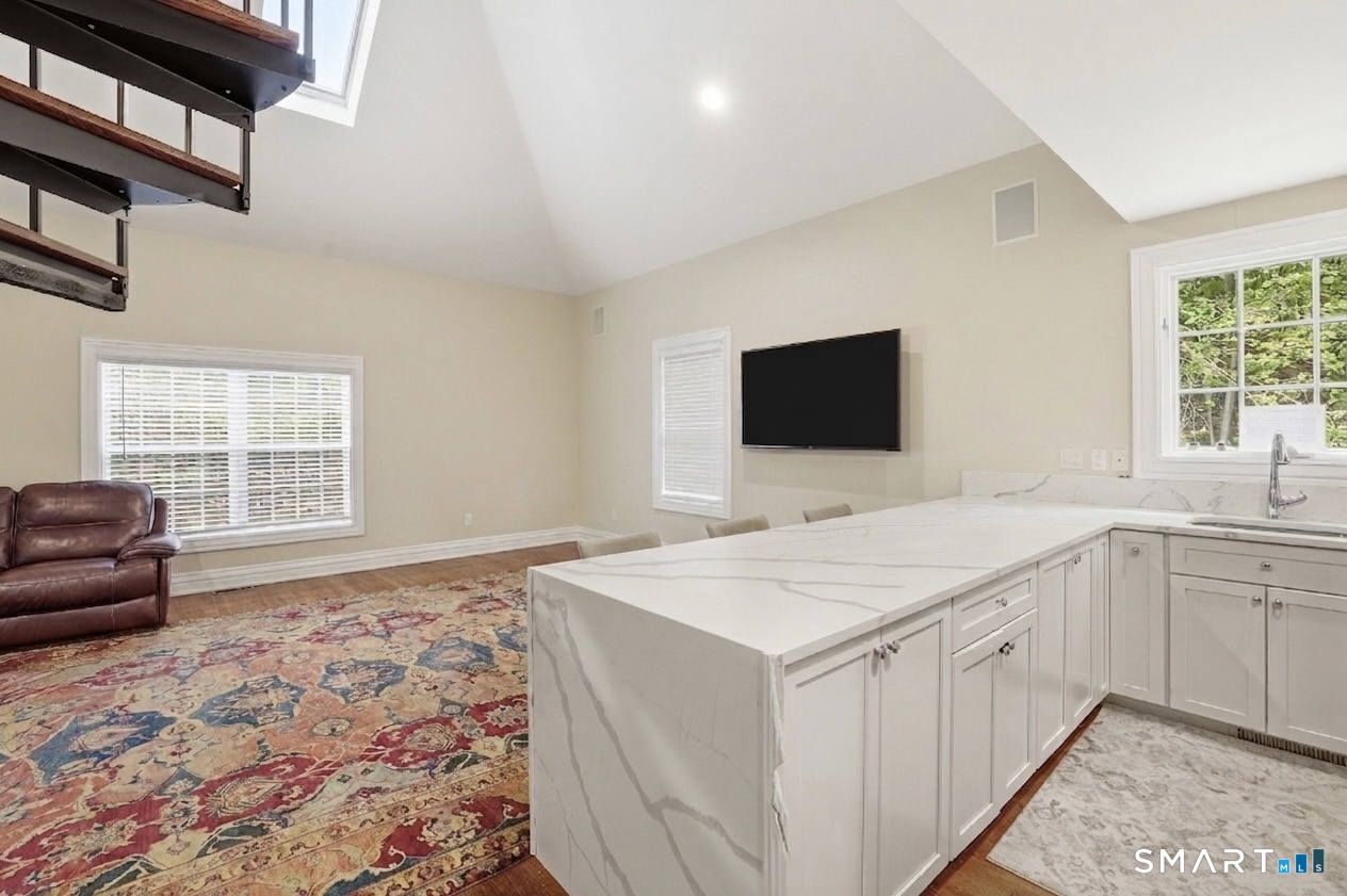 18 West Haviland Lane Stamford CT 06903