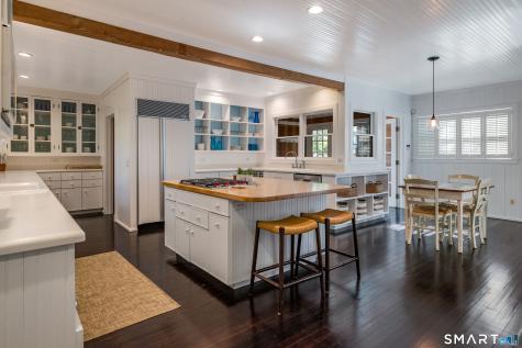 118 Middle Beach Road Madison CT 06443
