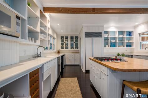 118 Middle Beach Road Madison CT 06443