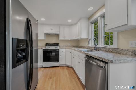 2 Bailey Road Old Lyme CT 06371