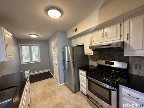 7 Staunton Court Farmington CT 06032