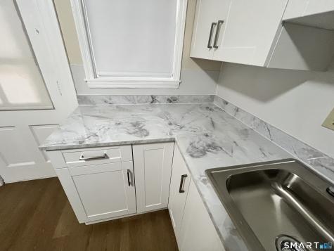 17 Park Place Naugatuck CT 06770