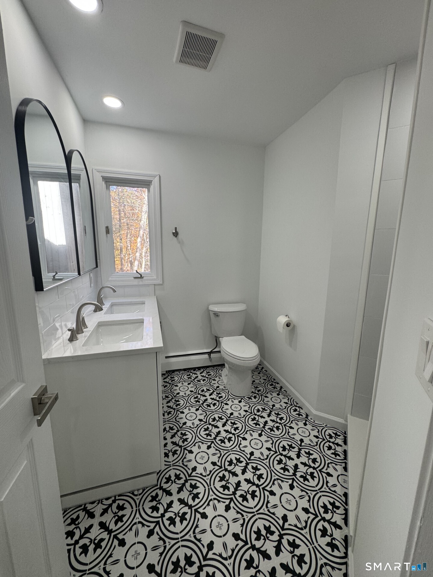 4 Earls Court Farmington CT 06032