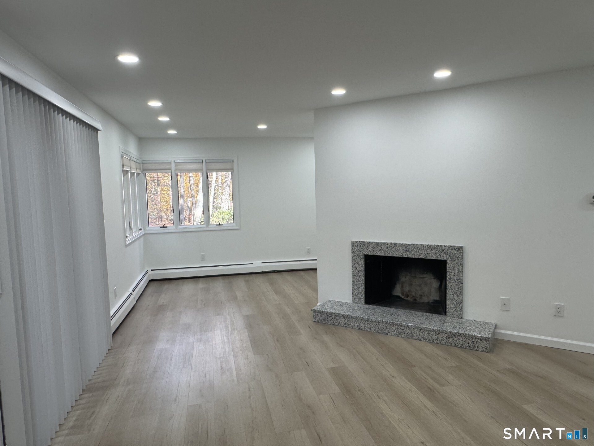 4 Earls Court Farmington CT 06032