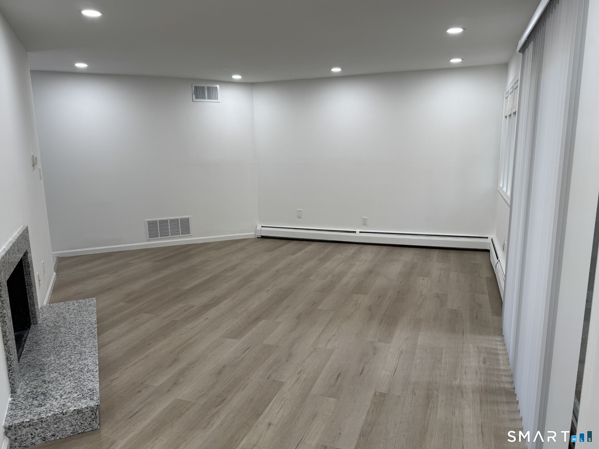 4 Earls Court Farmington CT 06032