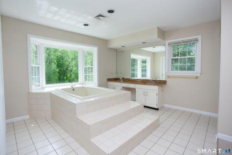 24 Old Mill Drive Canton CT 06019