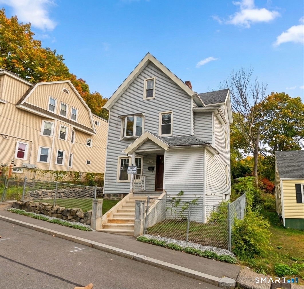 8 Marley Place Waterbury CT 06705