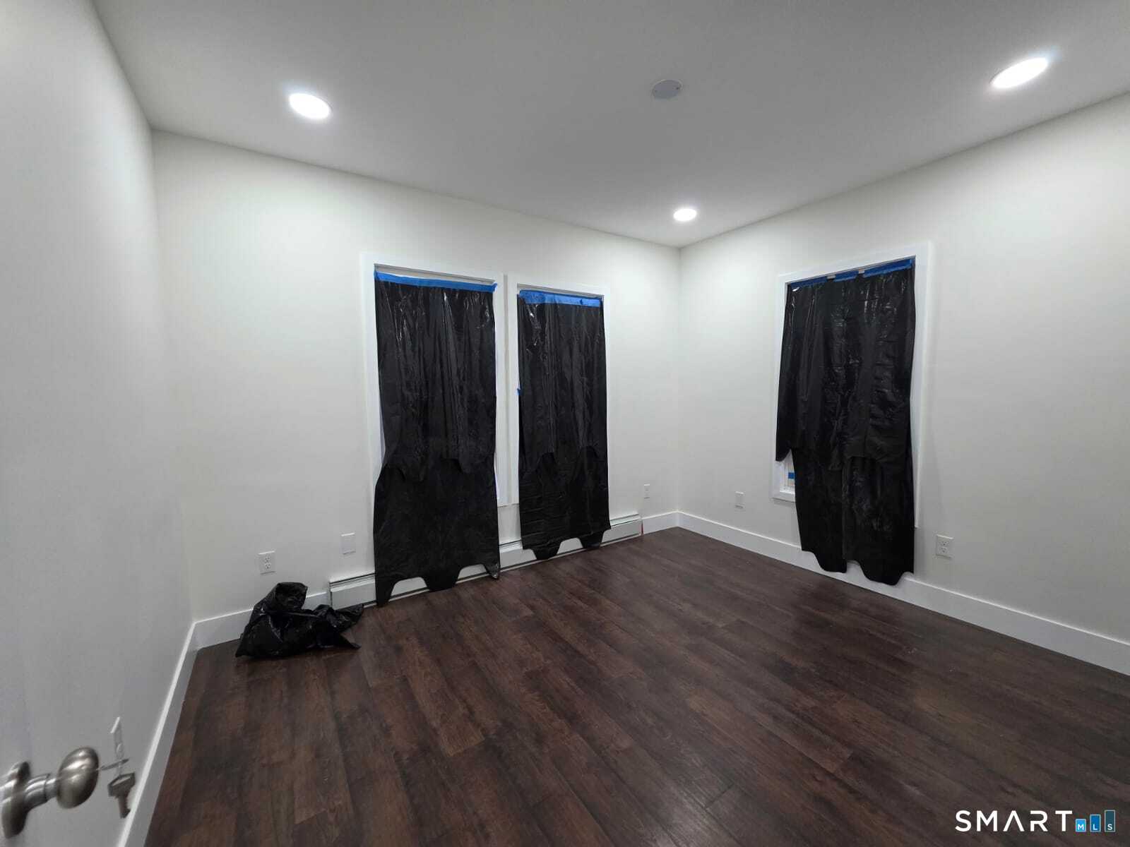 8 Marley Place Waterbury CT 06705