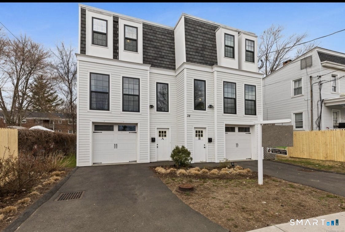 Stamford CT, 38 West Washington Avenue