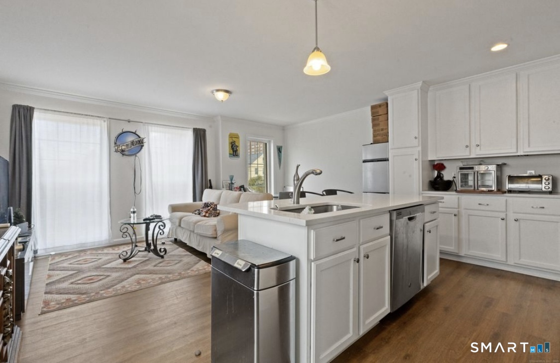 38 West Washington Avenue Stamford CT 06902