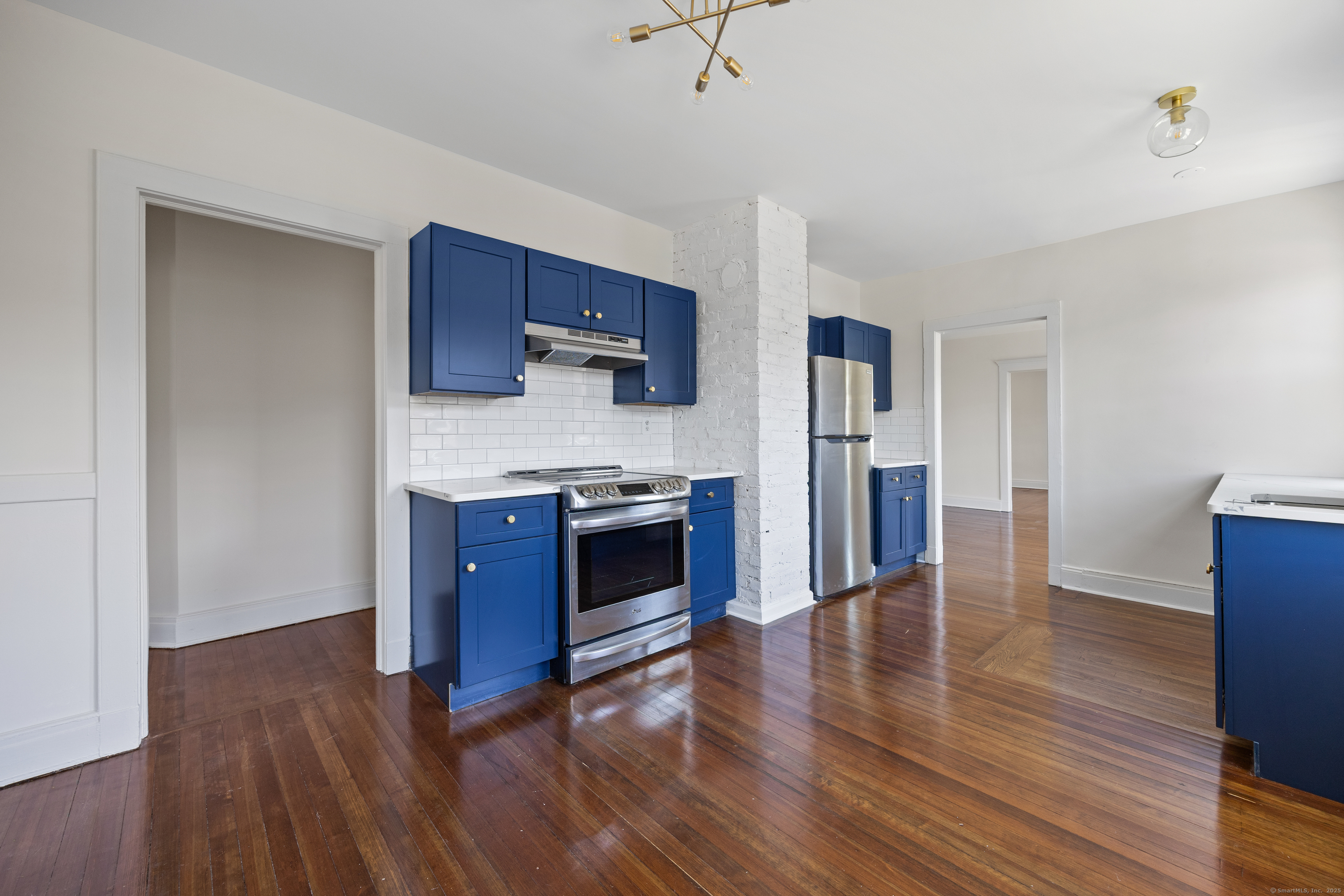 852 Farmington Avenue West Hartford CT 06119