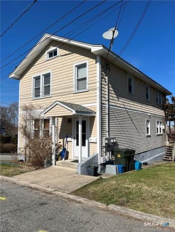 118 Riverview Avenue New London CT 06320