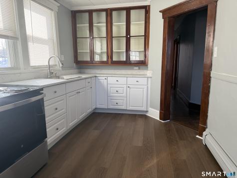 118 Riverview Avenue New London CT 06320